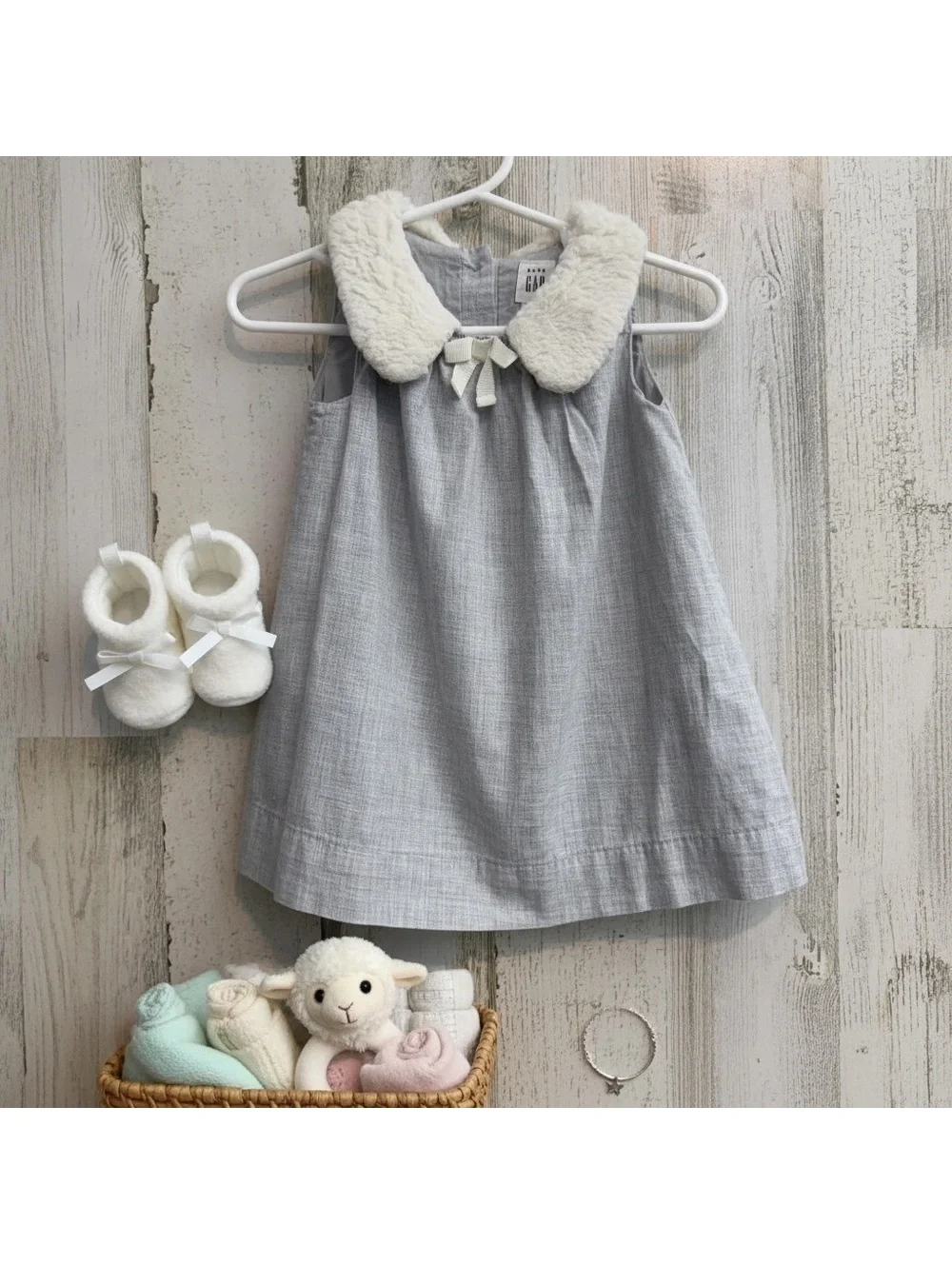 BabyGap Girls 6-12 Months Dress with Faux Fur Collar